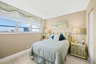 401 NE 14th Ave, Hallandale Beach, FL 33009 - Photo 8