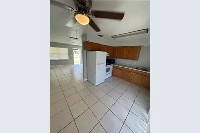 128 Westglen Dr, Fort Pierce, FL 34981 - Photo 4