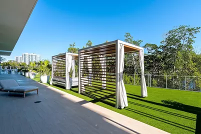 16385 Biscayne Blvd #1205, North Miami Beach, FL 33160 - Photo 22