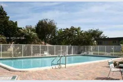 5160 SW 40th Ave #26D, Dania Beach, FL 33314 - Photo 2