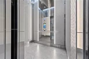 20379 W Country Club Dr, Aventura, FL 33180 - Photo 14