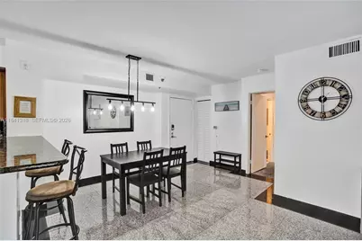 19701 E Country Club Dr #5306, Aventura, FL 33180 - Photo 4