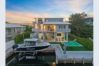 215 Wildwood Cir, Key Largo, FL 33037 - Photo 2