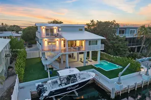 215 Wildwood Cir, Key Largo, FL 33037 - Photo 1