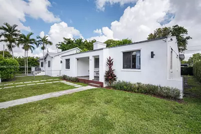 243 NW 44th St, Miami, FL 33127 - Photo 16