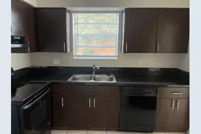 7420 N Farragut St, Hollywood, FL 33024 - Photo 10