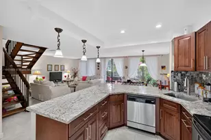 3402 Torremolinos Ave, Doral, FL 33178 - Photo 6
