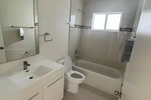 2121 NW 72nd St, Miami, FL 33147 - Photo 4
