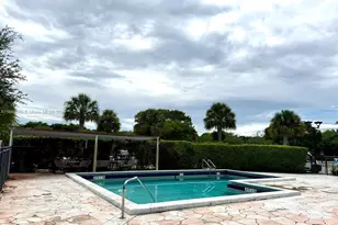 210 Lakeview Dr, Weston, FL 33326 - Photo 20