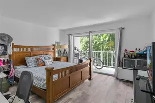555 NE 123rd St, North Miami, FL 33161 - Photo 8