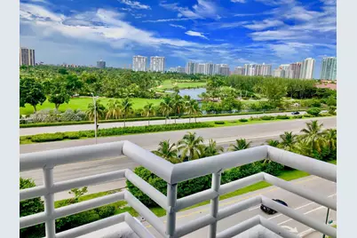 3300 NE 192nd St #807, Aventura, FL 33180 - Photo 10