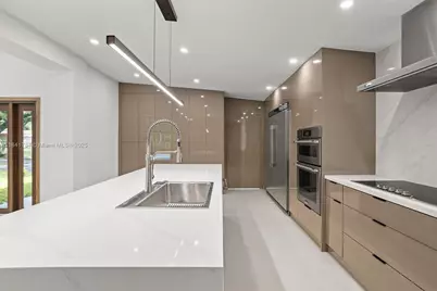 2180 NE 190th Ter, Miami, FL 33179 - Photo 16
