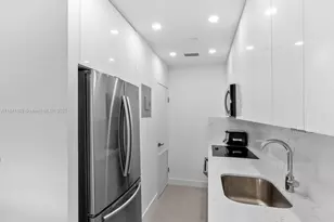 1200 West Ave, Miami Beach, FL 33139 - Photo 14