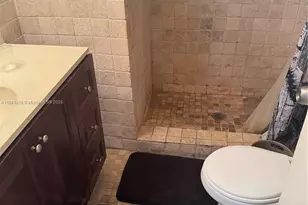 2841 Somerset Dr, Lauderdale Lakes, FL 33311 - Photo 10