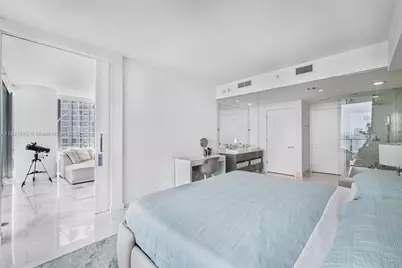 650 NE 32nd St #2101, Miami, FL 33137 - Photo 6