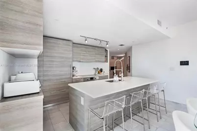 650 NE 32nd St #2101, Miami, FL 33137 - Photo 18