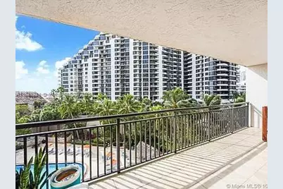 540 Brickell Key Dr #603, Miami, FL 33131 - Photo 16