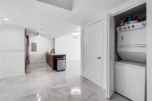 465 Brickell Ave, Miami, FL 33131 - Photo 12