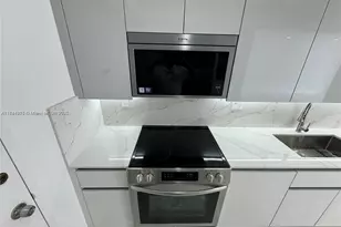 18031 Biscayne Blvd, Aventura, FL 33160 - Photo 2