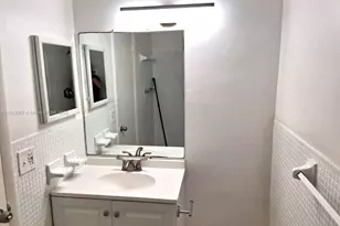 16801 NE 14th Ave, Miami, FL 33165 - Photo 18