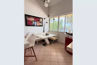 747 W 78th St, Hialeah, FL 33014 - Photo 12