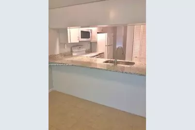 6800 Cypress Rd #407, Plantation, FL 33317 - Photo 4