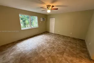 6930 Miami Gardens Dr, Hialeah, FL 33015 - Photo 12