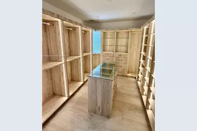 58 NE 45th St #0, Miami, FL 33137 - Photo 10