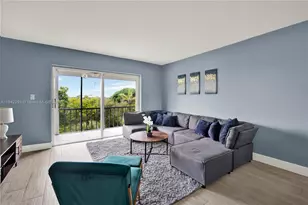 950 Hillcrest Dr, Hollywood, FL 33021 - Photo 2