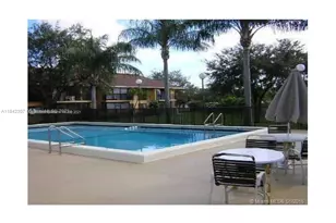 5831 Washington St, Hollywood, FL 33023 - Photo 8