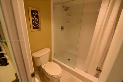 3800 Oaks Clubhouse Dr #309, Pompano Beach, FL 33069 - Photo 12