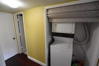 3800 Oaks Clubhouse Dr #309, Pompano Beach, FL 33069 - Photo 14