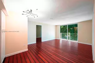 1720 NW N River Dr, Miami, FL 33125 - Photo 4
