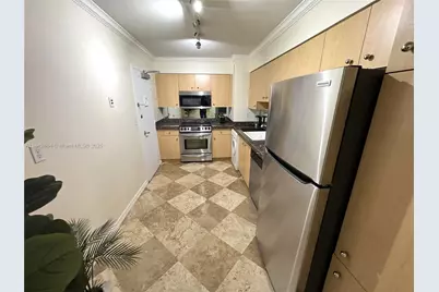 9195 Collins Ave #912, Surfside, FL 33154 - Photo 6