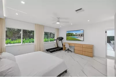 1001 Diplomat Pkwy, Hallandale Beach, FL 33009 - Photo 8