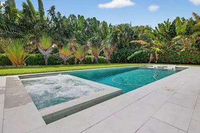1001 Diplomat Pkwy, Hallandale Beach, FL 33009 - Photo 2