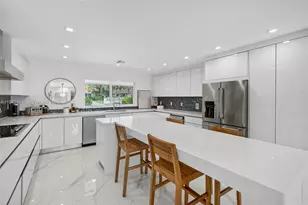 1001 Diplomat Pkwy, Hallandale Beach, FL 33009 - Photo 10