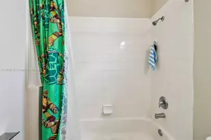 419 Cierra Oaks Cir, Other City - In The State Of Florida, FL 32159 - Photo 28