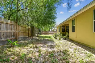 419 Cierra Oaks Cir, Other City - In The State Of Florida, FL 32159 - Photo 36