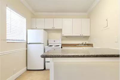 1429 SW 9th St #5, Fort Lauderdale, FL 33312 - Photo 2