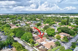 2078 SW 71st Way, Davie, FL 33317 - Photo 38