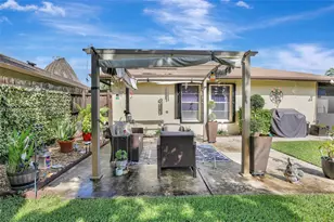 2078 SW 71st Way, Davie, FL 33317 - Photo 30