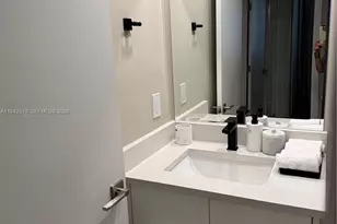 10185 NE Collins Ave, Bal Harbour, FL 33154 - Photo 14