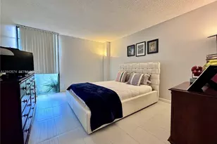 20500 W Country Club Dr, Aventura, FL 33180 - Photo 8