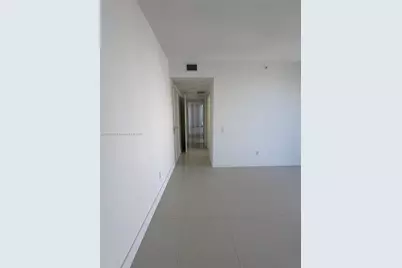 1300 Brickell Bay Dr #2210, Miami, FL 33131 - Photo 16