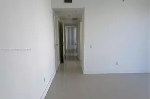 1300 Brickell Bay Dr, Miami, FL 33131 - Photo 16