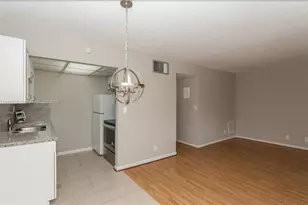 2145 Pierce St, Hollywood, FL 33020 - Photo 10