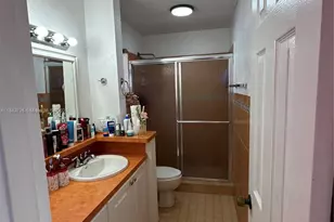 380 W 45th St, Hialeah, FL 33012 - Photo 8