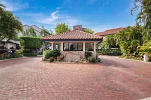 2000 S Bayshore Dr, Miami, FL 33133 - Photo 8