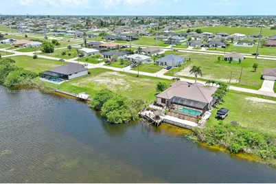 401 NW 24th Ter, Cape Coral, FL 33993 - Photo 30